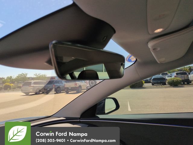Used 2025 Tesla Model 3 Long Range RWD image 18
