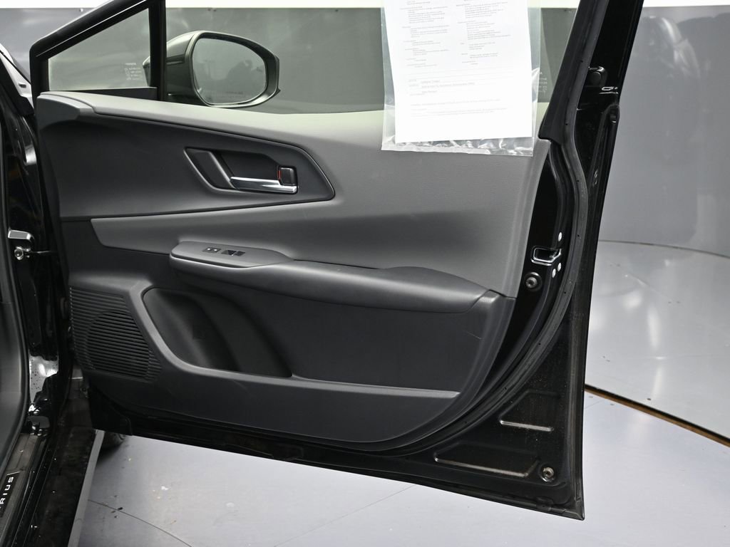 Used 2024 Toyota Prius XLE image 34