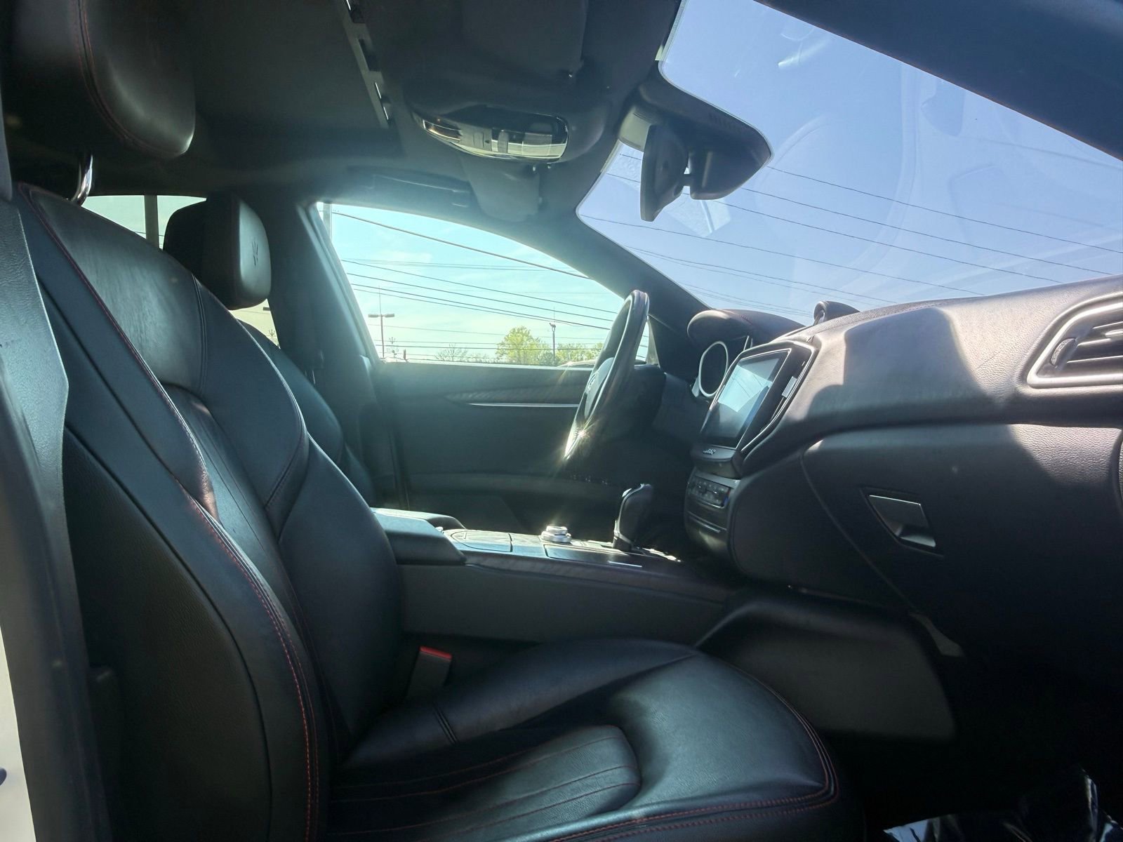 Used 2018 Maserati Ghibli S Q4 AWD/4WD image 35