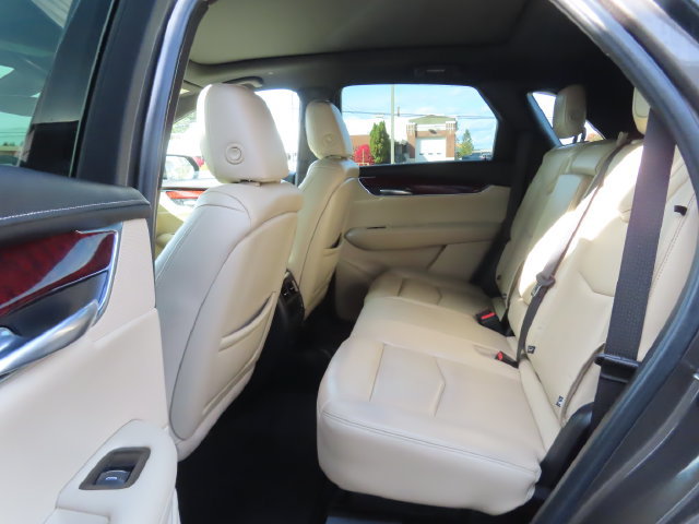 Used 2019 Cadillac XT5 Premium Luxury w/ Trailering Package AWD/4WD image 22