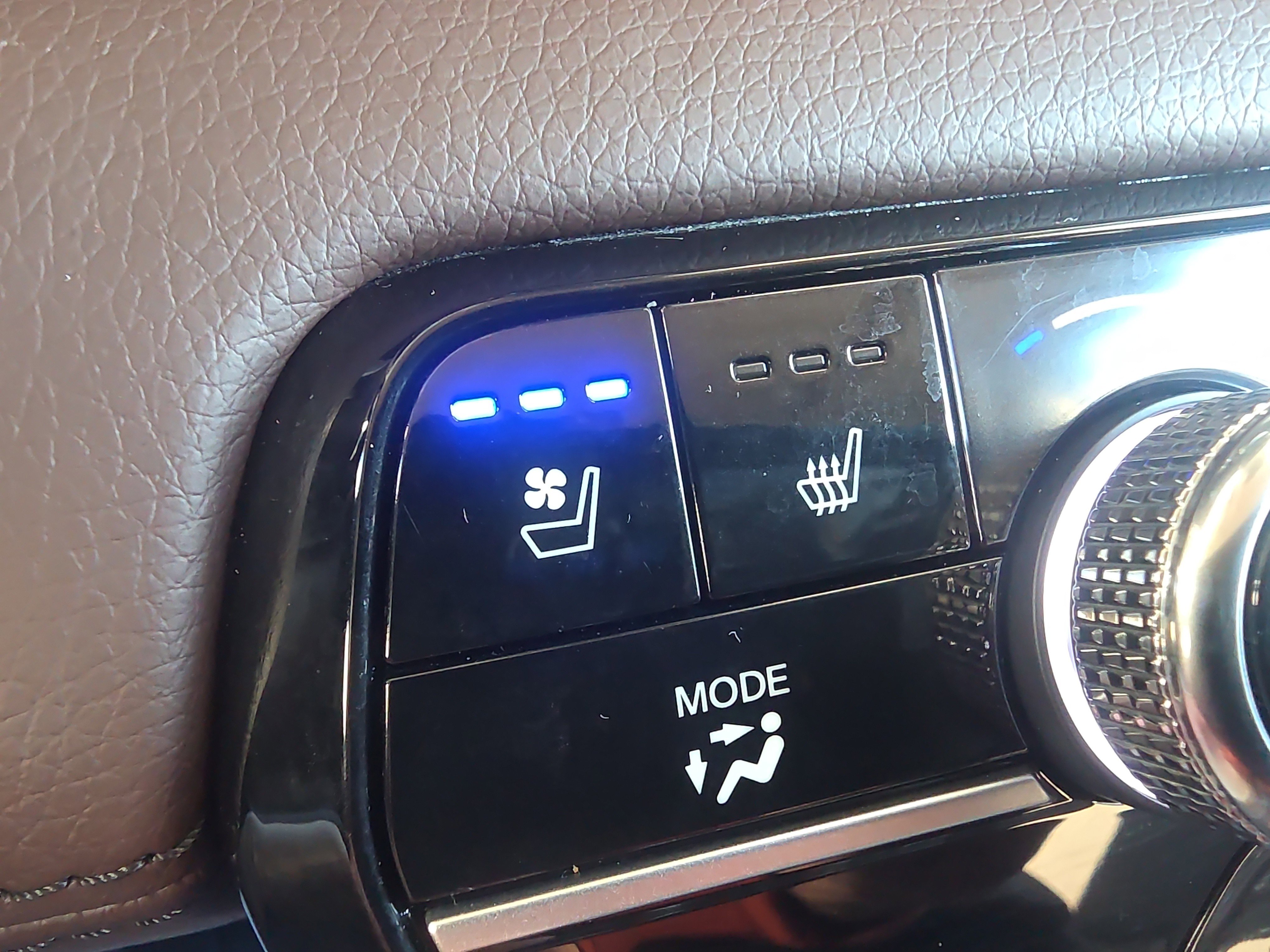 Used 2023 Honda Pilot Elite image 29