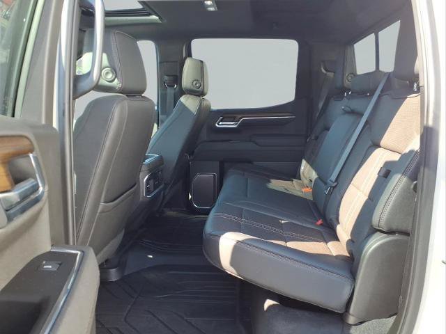 Used 2026 Chevrolet Silverado 1500 High Country w/ High Country Premium Package AWD/4WD image 6