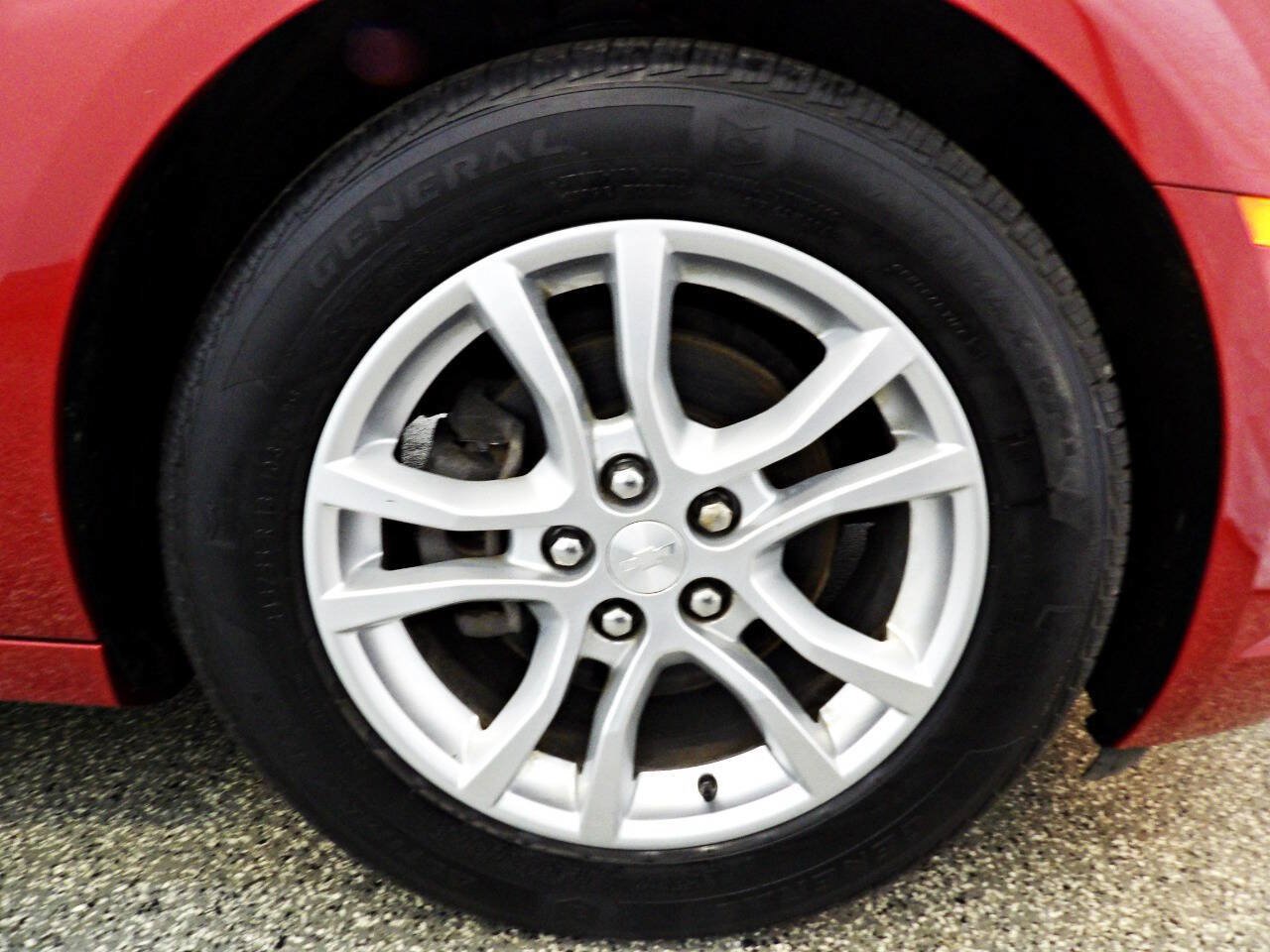 Used 2014 Chevrolet Camaro LS RWD image 18