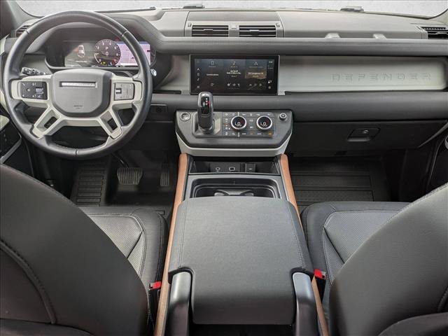 Used 2023 Land Rover Defender 110 X-Dynamic SE AWD/4WD image 19