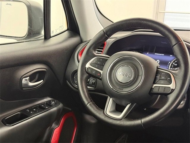 Used 2018 Jeep Renegade Trailhawk w/ Cold Weather Group II image 12