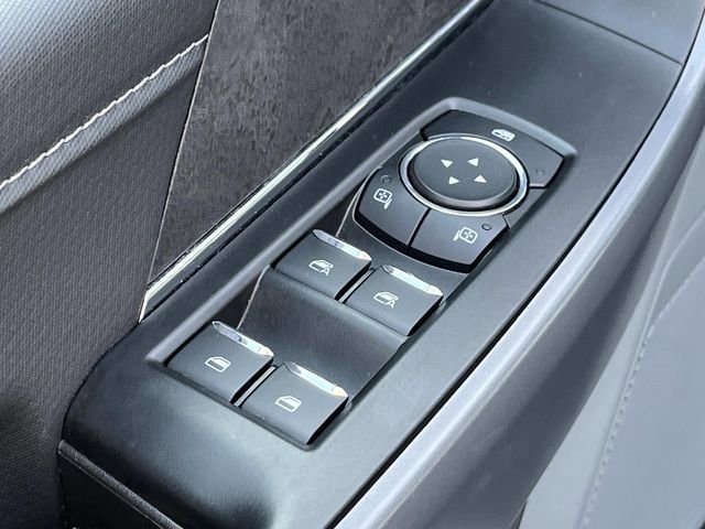 Used 2025 Ford F150 XLT w/ Equipment Group 301A Standard AWD/4WD image 26