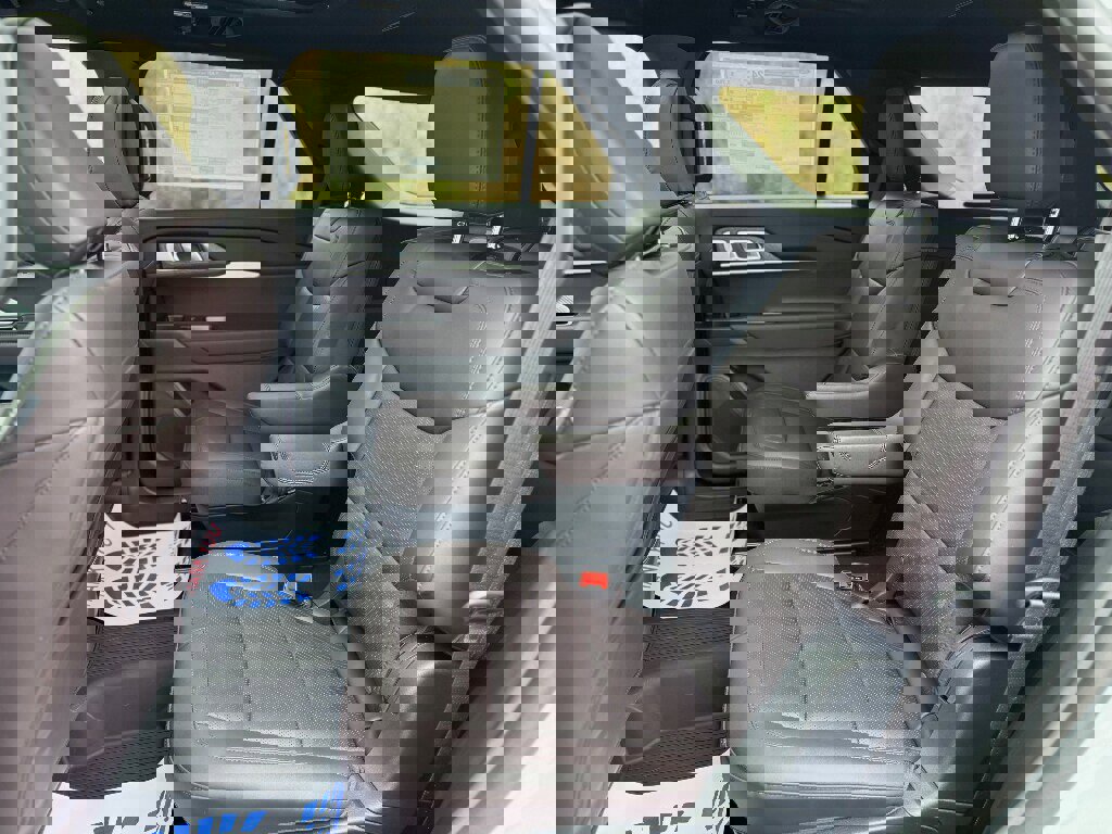 New 2026 Ford Explorer Platinum image 26