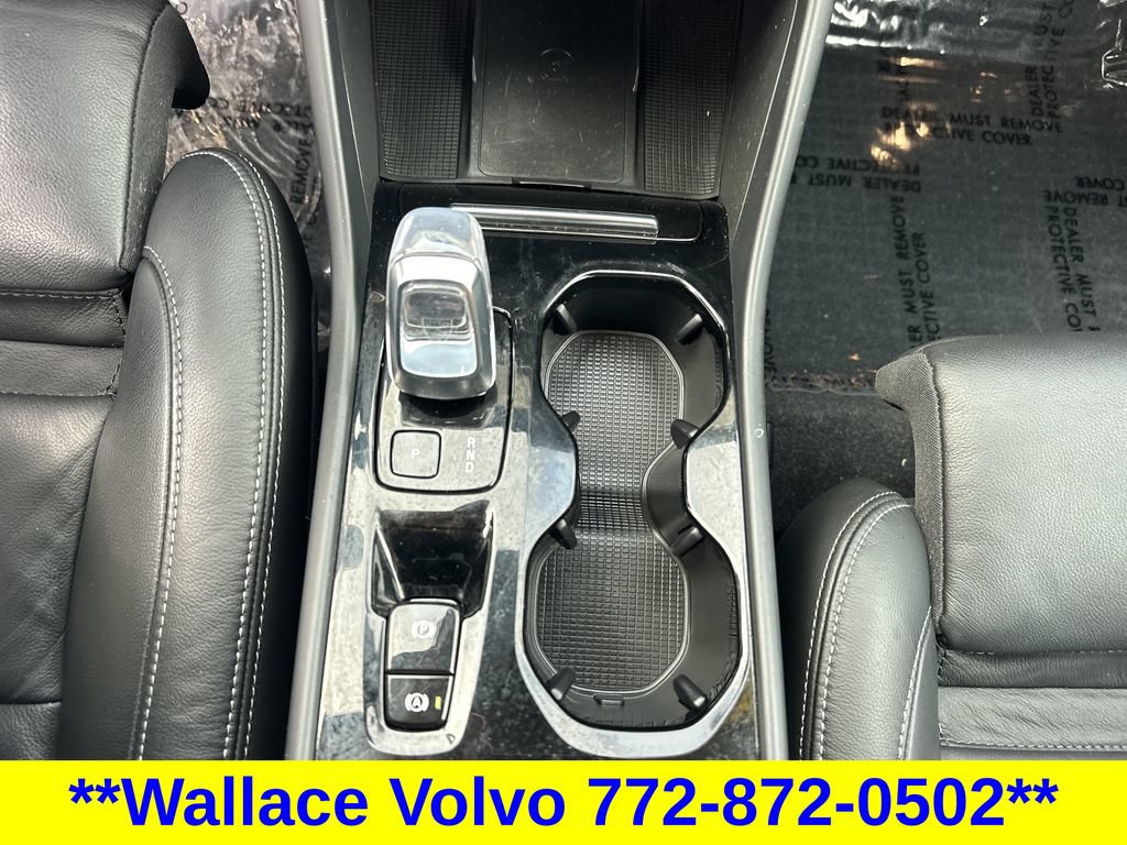 Used 2023 Volvo XC40 B5 Ultimate w/ Protection Package AWD/4WD image 21
