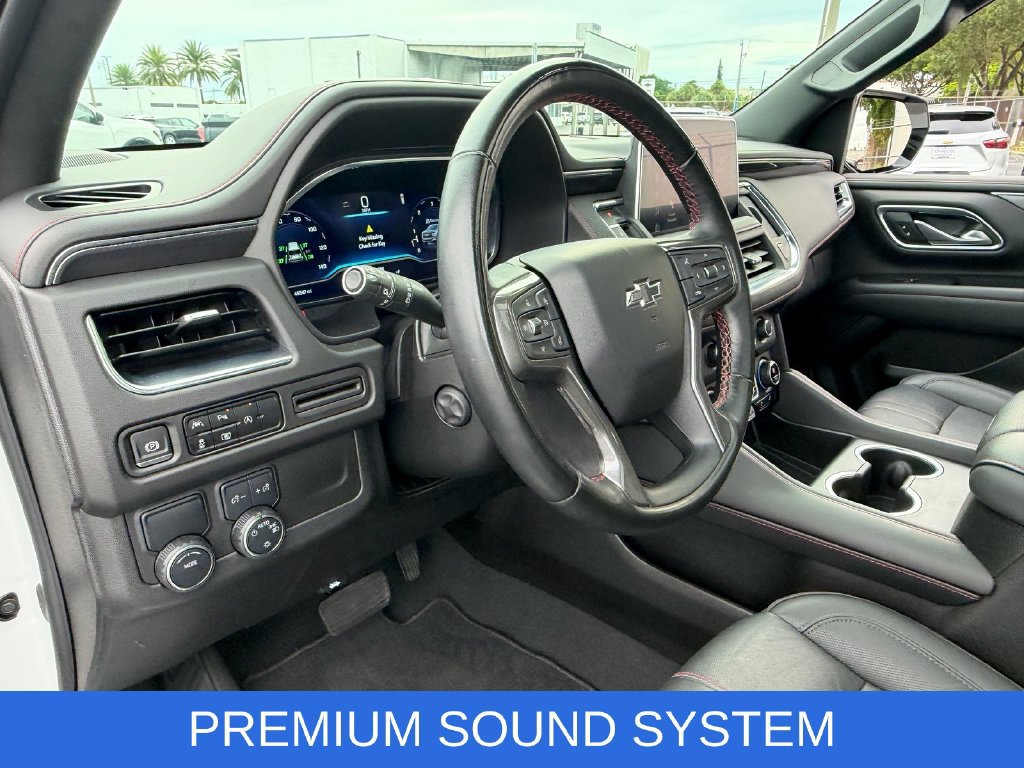 Used 2024 Chevrolet Suburban RST w/ Luxury Package RWD image 10