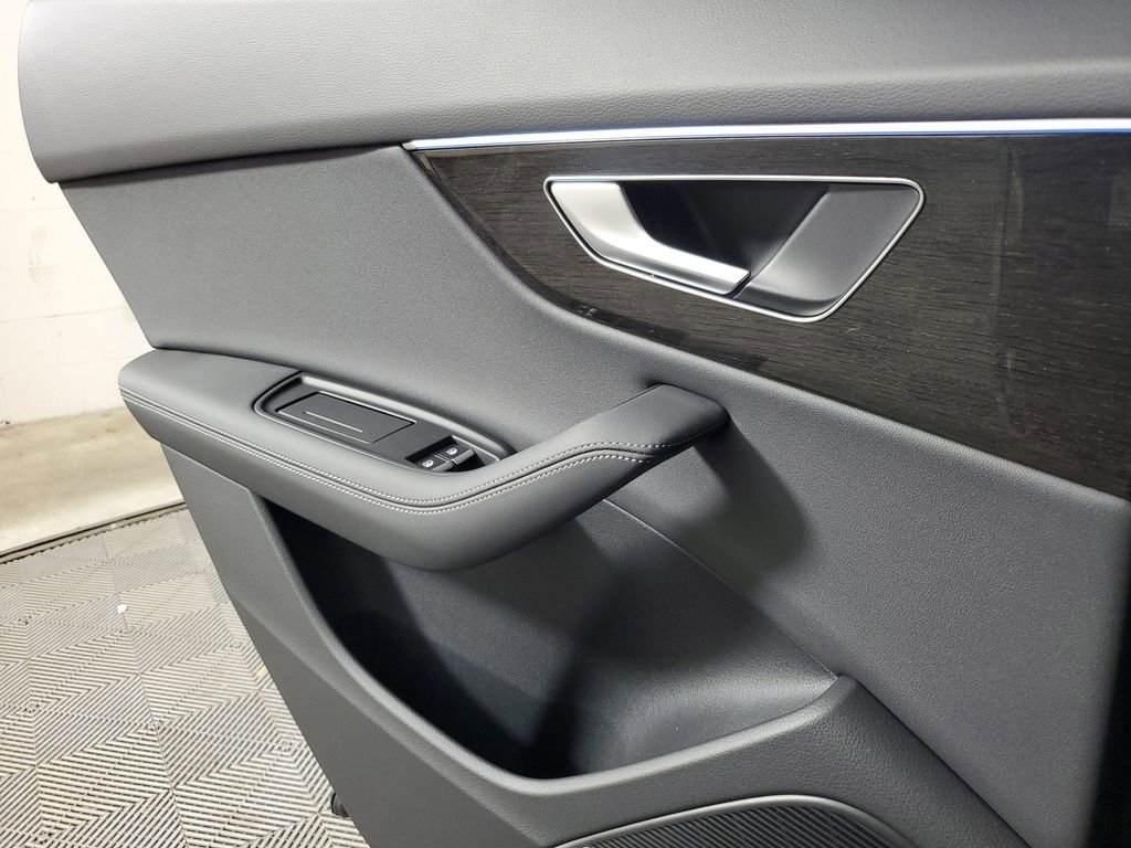 New 2026 Audi Q8 Premium Plus AWD/4WD image 18