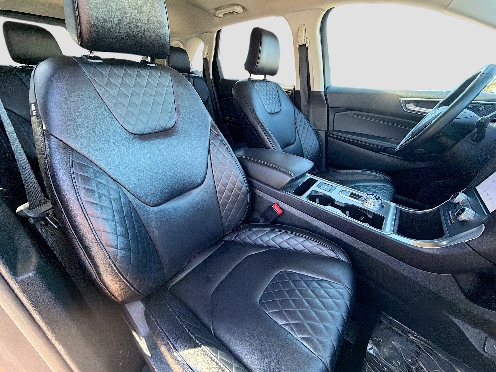 Used 2023 Ford Edge Titanium image 15