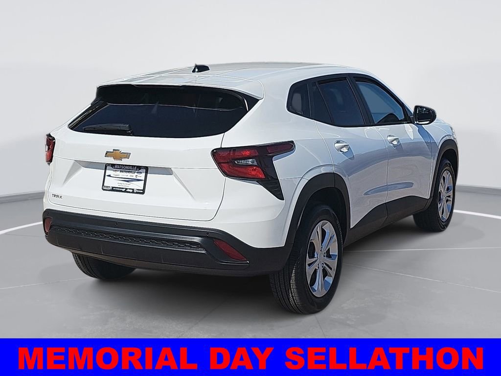 New 2026 Chevrolet Trax LS w/ Driver Confidence Package FWD image 3
