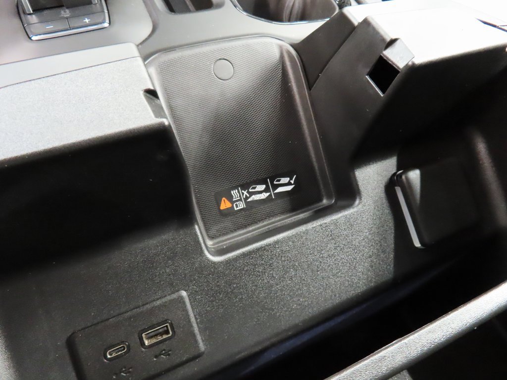 Used 2024 GMC Sierra 2500 AT4 w/ AT4 Premium Plus Package image 72