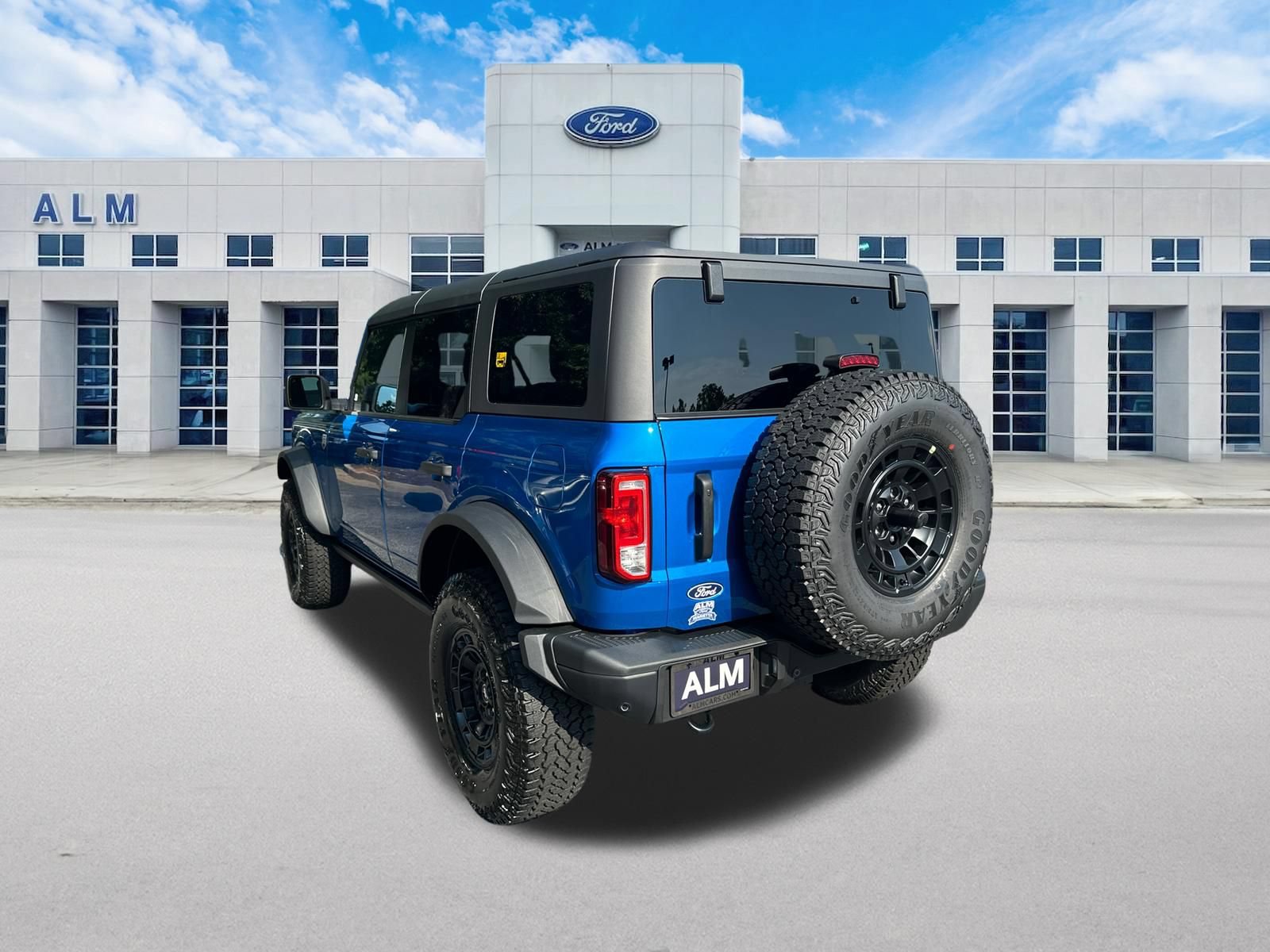 New 2026 Ford Bronco Big Bend w/ Black Diamond Package AWD/4WD image 8