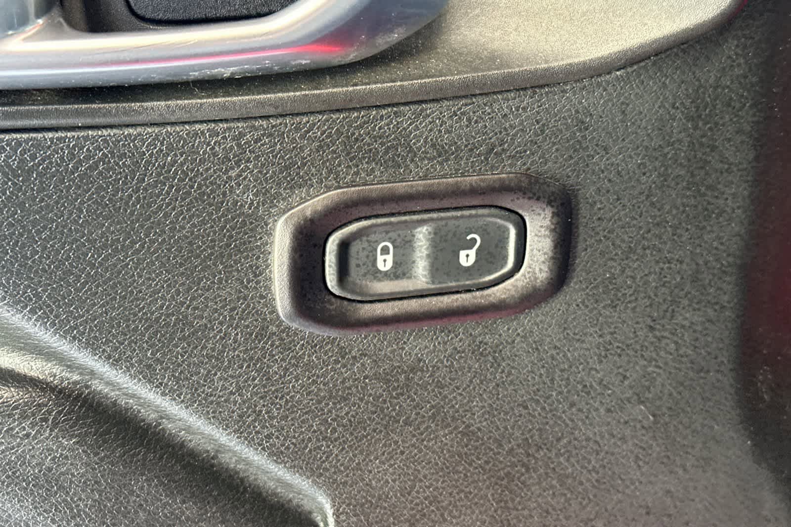 Used 2018 Jeep Wrangler Unlimited Sport S image 13