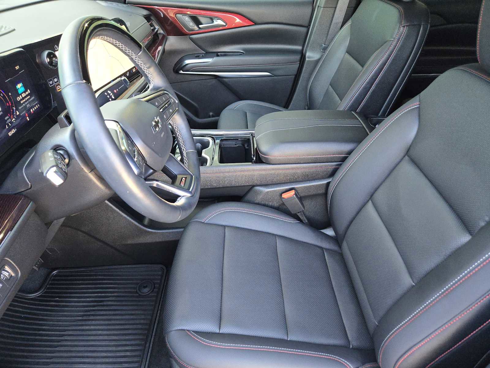 Certified 2025 Chevrolet Traverse Z71 w/ Enhanced Driving Package image 14