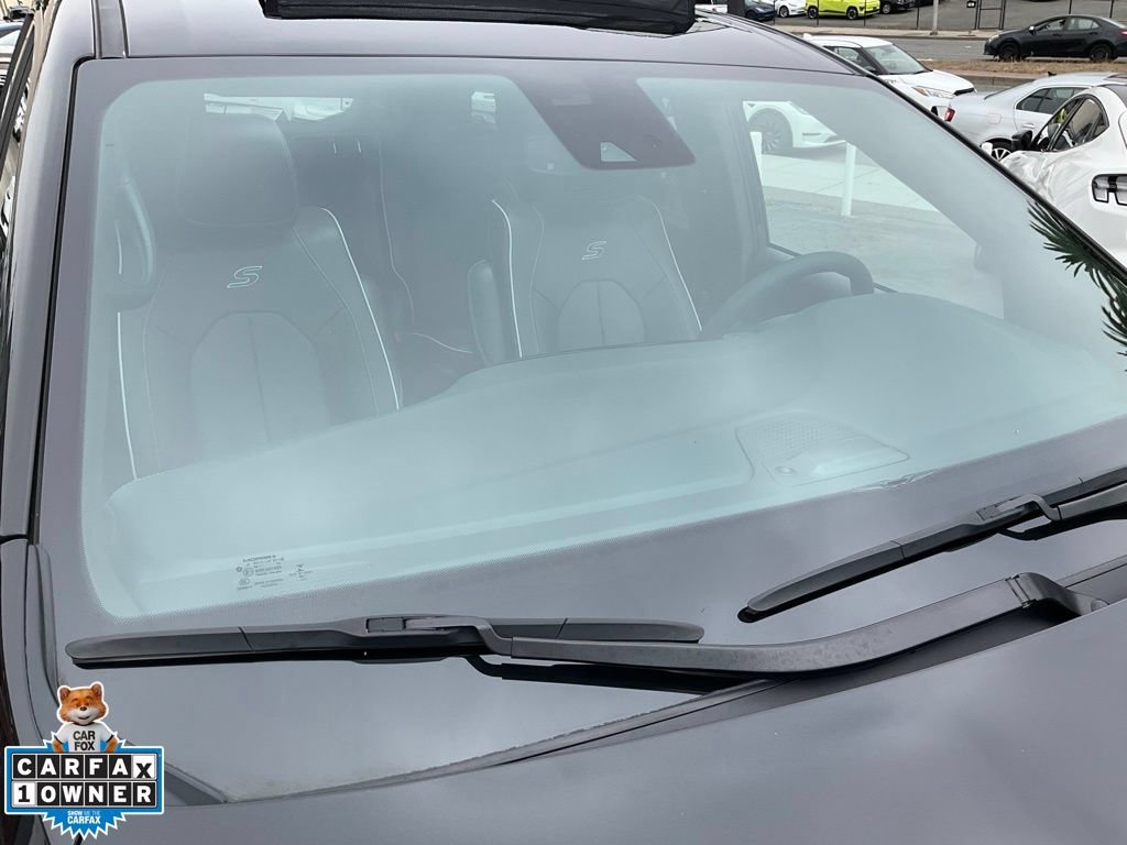 Used 2023 Chrysler Pacifica Limited w/ Uconnect Theater Family Group FWD image 81