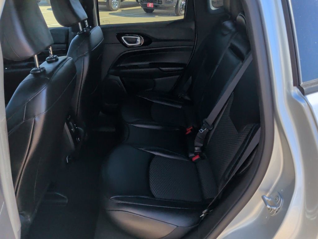 New 2026 Jeep Compass Latitude image 37