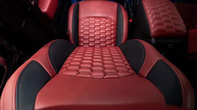 Used 2025 Jeep Gladiator Sport AWD/4WD image 15