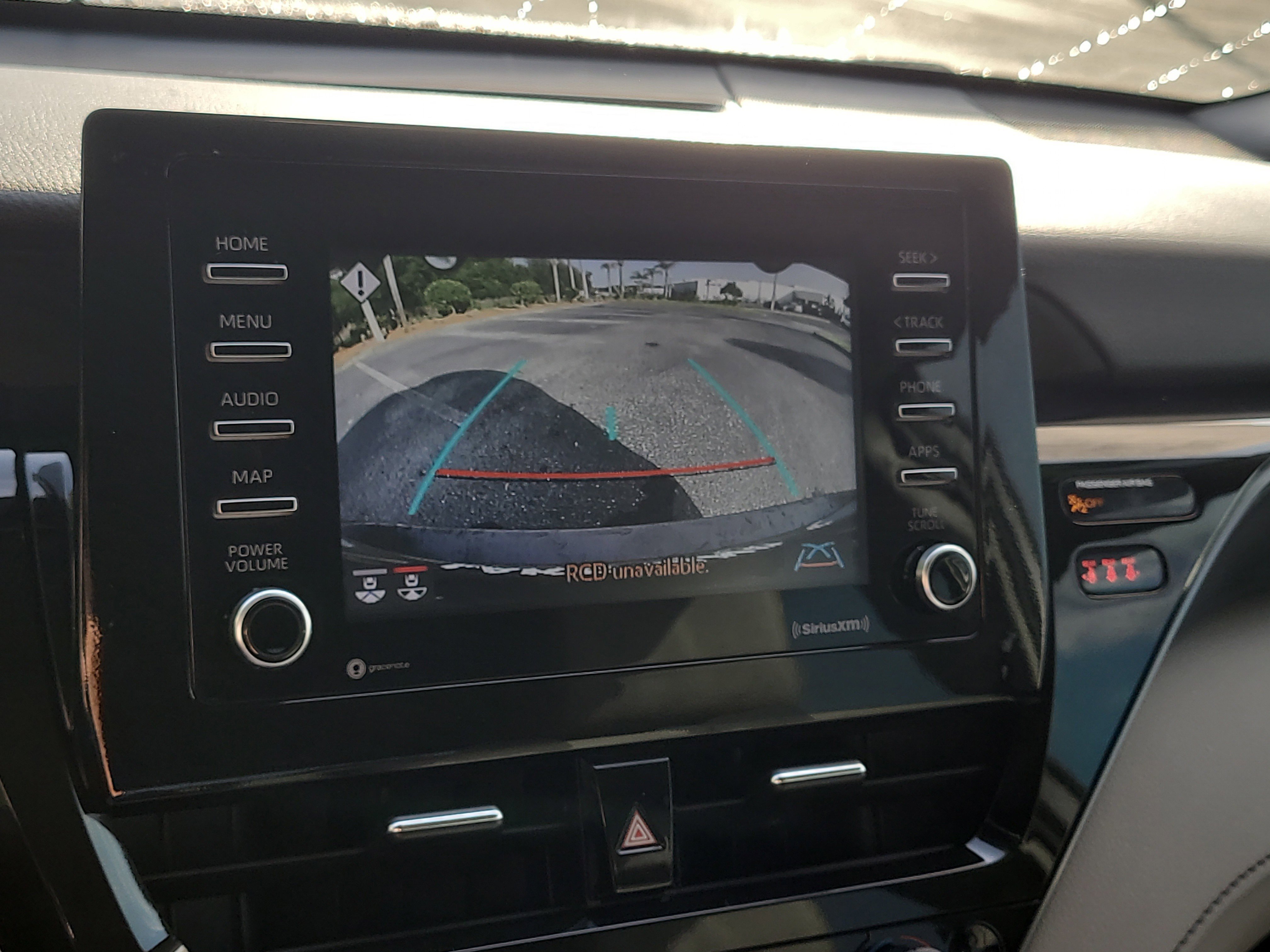 Used 2024 Toyota Camry SE w/ Convenience Package image 22