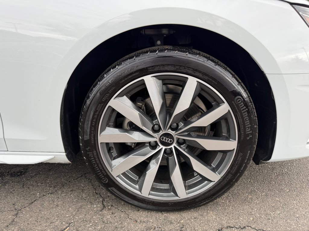 Used 2025 Audi A4 2.0T Premium AWD/4WD image 12