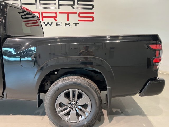 Used 2025 Nissan Frontier SV image 10