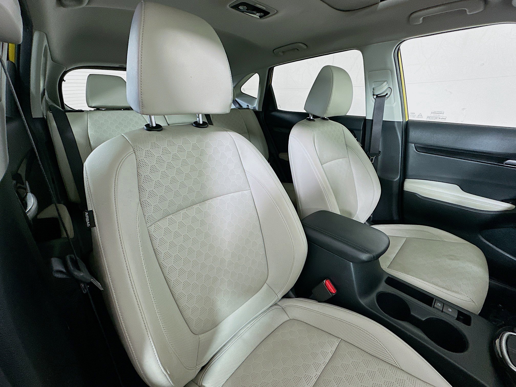 Certified 2022 Kia Seltos SX w/ Sunroof Package AWD/4WD image 28