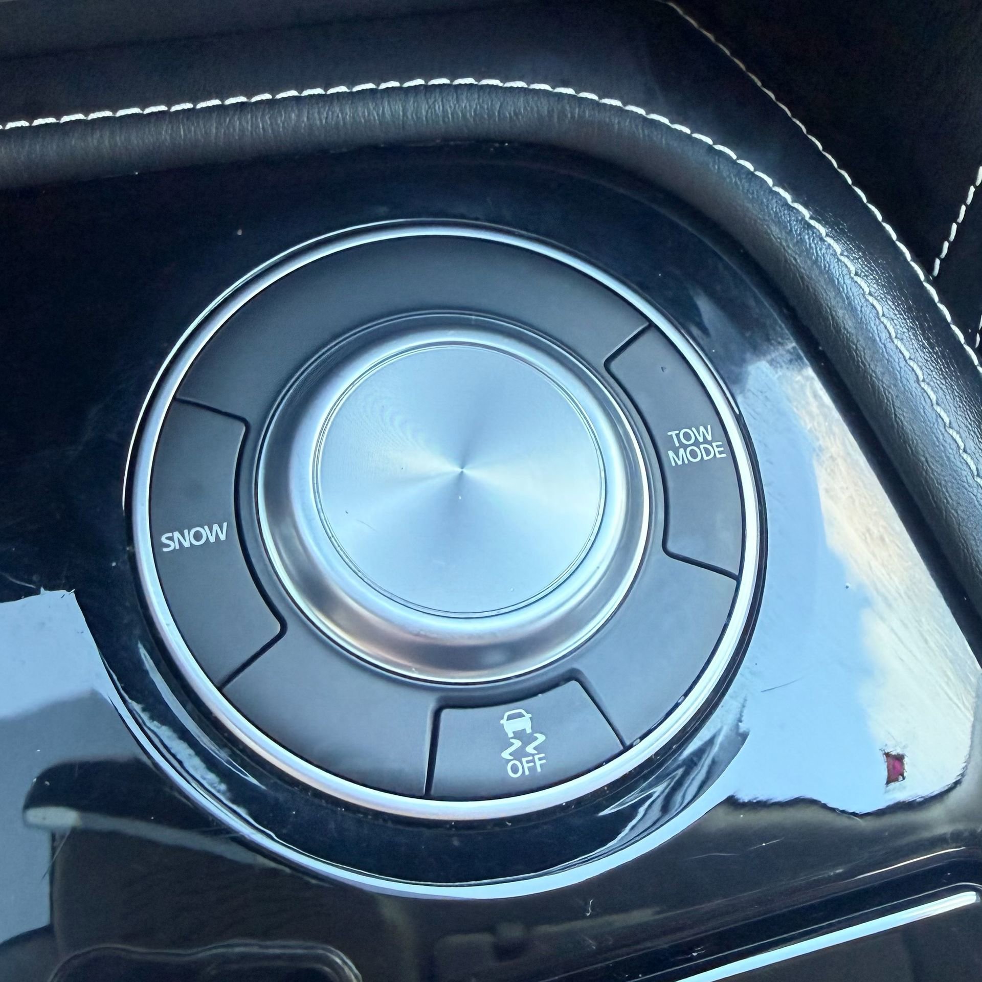 Used 2024 INFINITI QX80 Premium Select w/ Cargo Package image 34