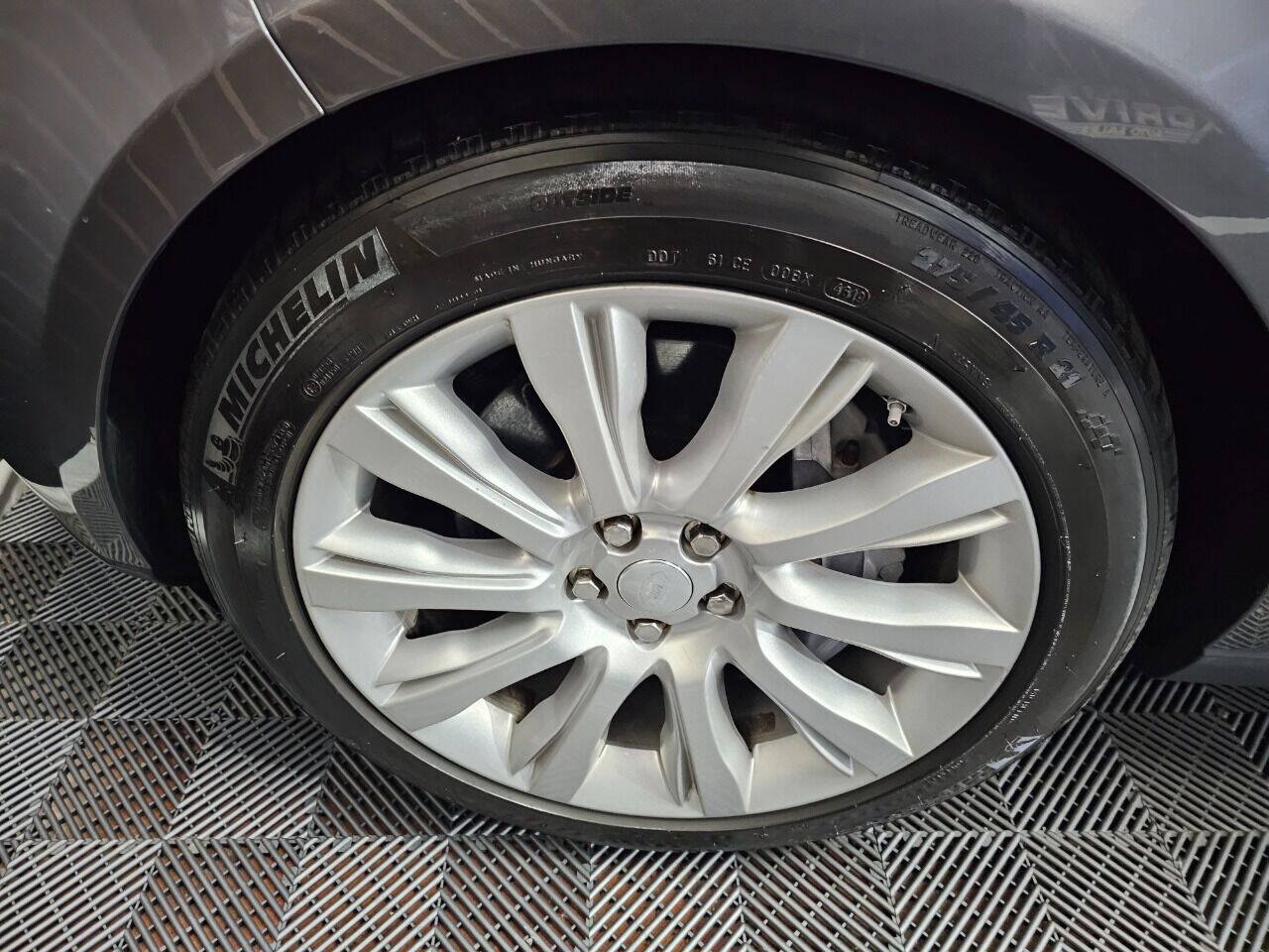 Used 2015 Land Rover Range Rover Supercharged AWD/4WD image 37