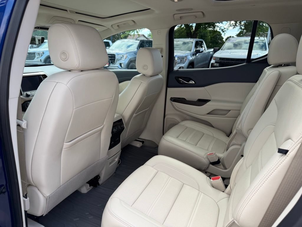 Certified 2023 GMC Acadia Denali w/ Denali Technology Package AWD/4WD image 12