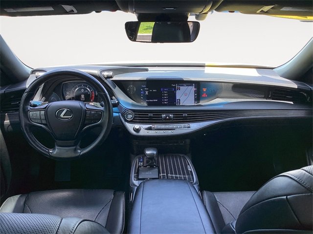 Used 2019 Lexus LS 500 AWD w/ Accessory Package (Z2) image 10