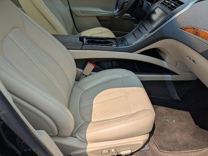 Used 2014 Lincoln MKZ AWD w/ Equipment Group 102A Reserve image 11