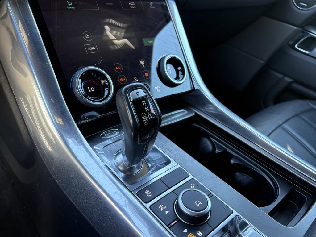 Used 2018 Land Rover Range Rover Sport SE image 21