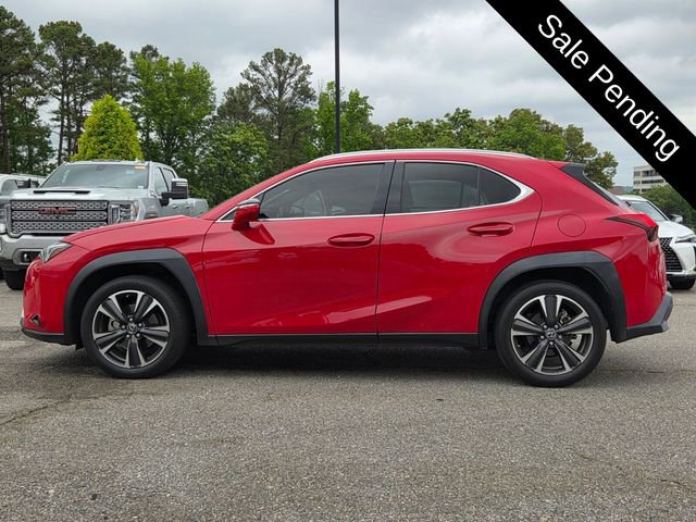 Certified 2020 Lexus UX 200 w/ Premium Package FWD image 2