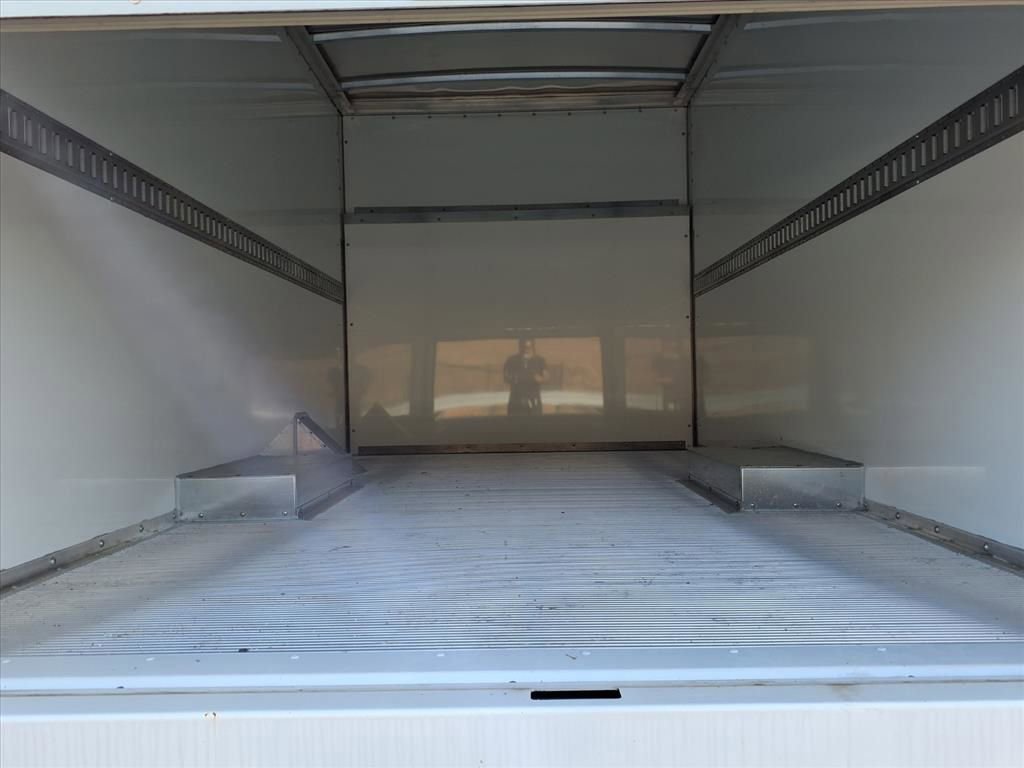 New 2026 Chevrolet Express 4500 w/ Power Convenience Package image 23