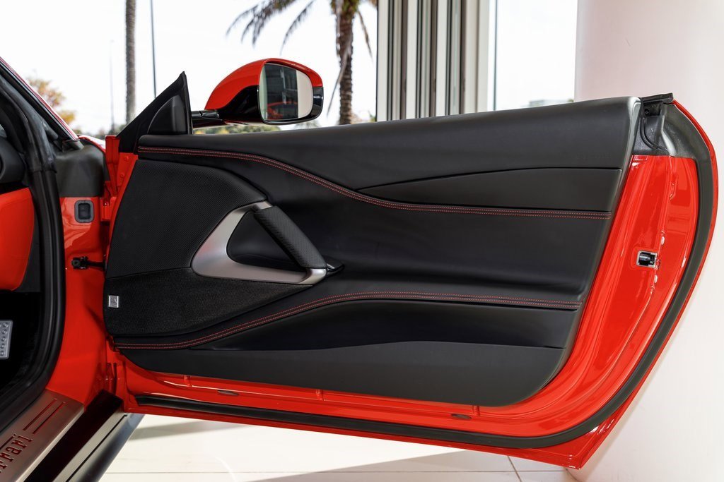 Used 2019 Ferrari 812 Superfast image 41