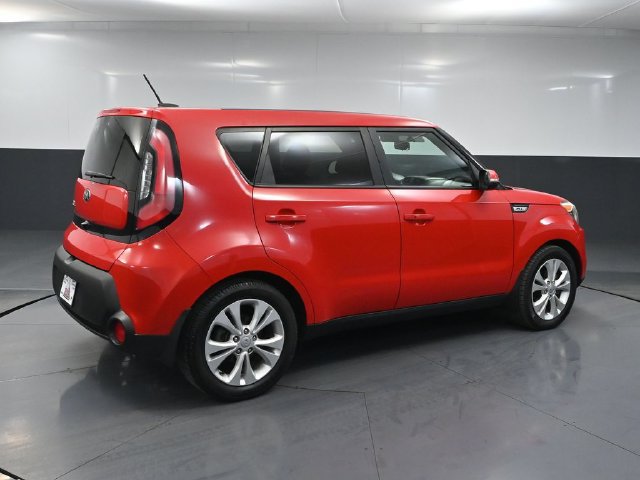 Used 2014 Kia Soul + w/ Primo Package FWD image 3
