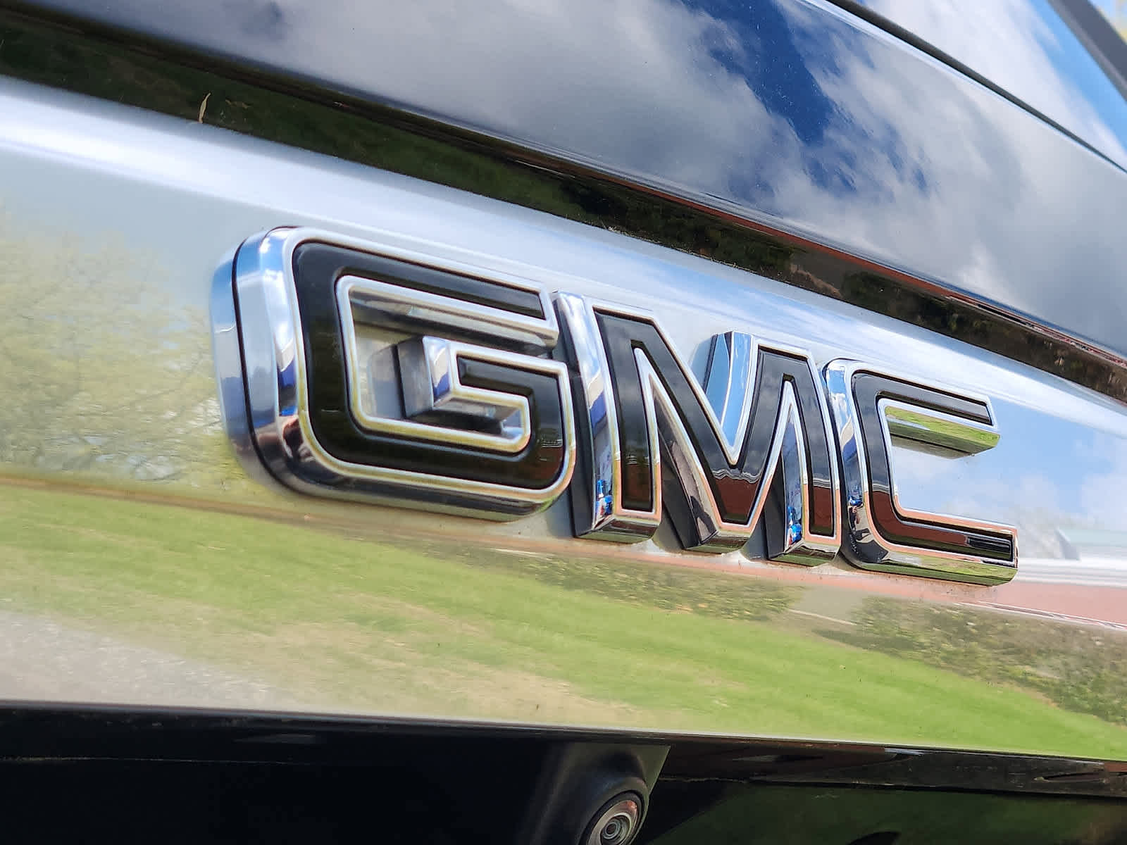 Used 2023 GMC Yukon XL Denali AWD/4WD image 31