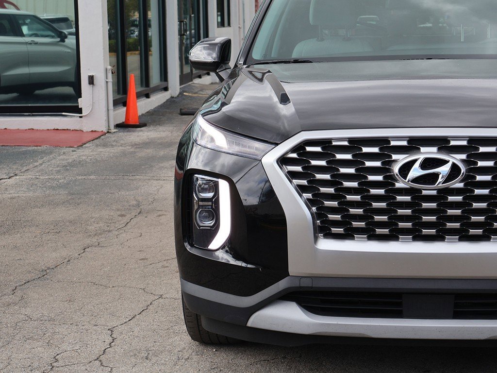 Used 2022 Hyundai Palisade SE image 12