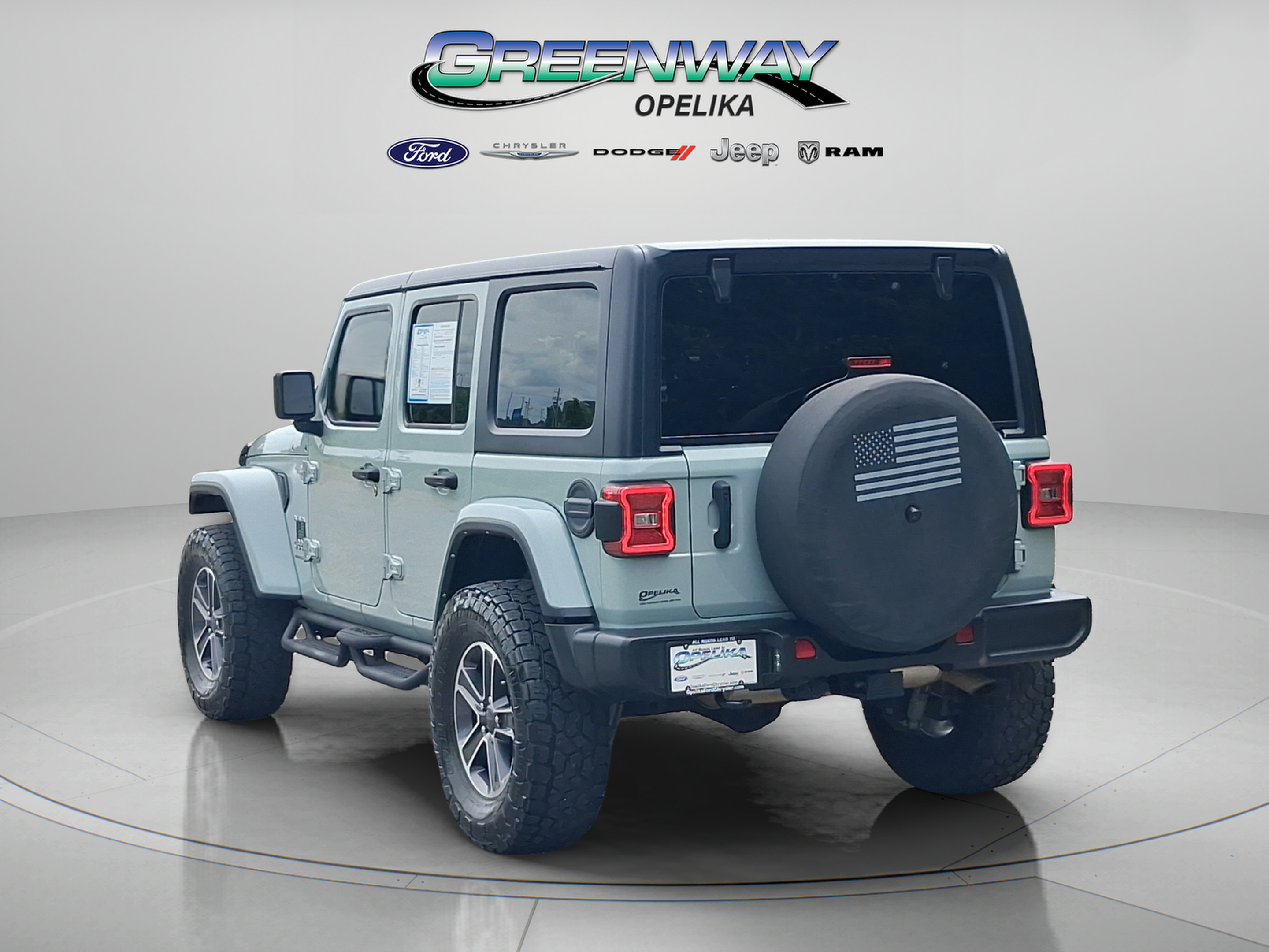 Used 2023 Jeep Wrangler Unlimited Sahara w/ LED Lighting Group AWD/4WD image 5