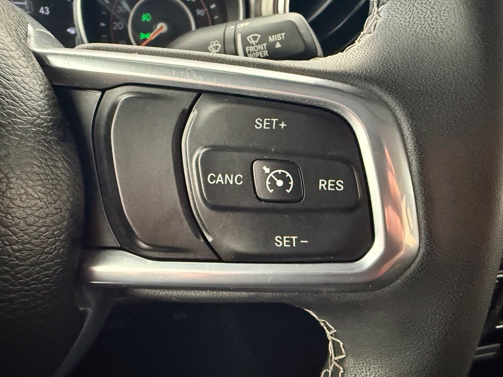Used 2023 Jeep Wrangler Unlimited Sahara AWD/4WD image 32