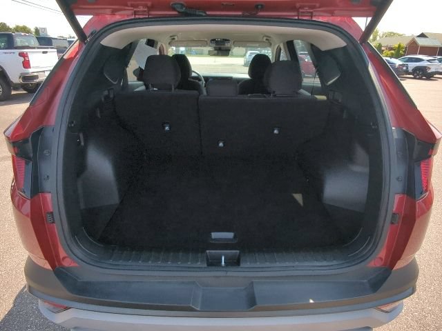 Used 2025 Hyundai Tucson SEL AWD/4WD image 32