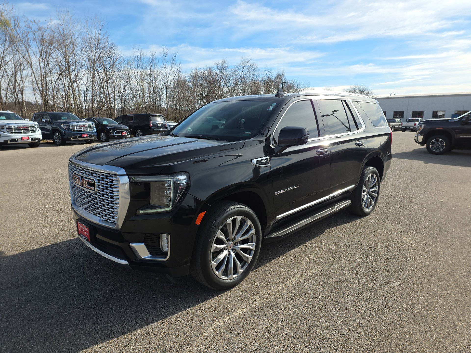Certified 2021 GMC Yukon Denali image 4