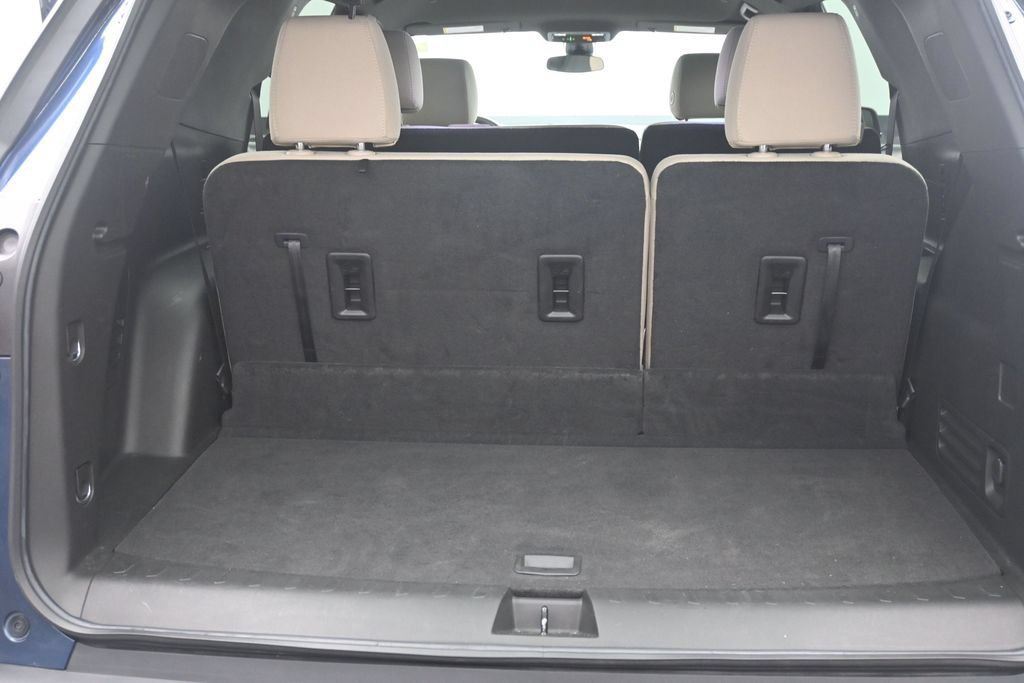 Certified 2023 Chevrolet Traverse LS AWD/4WD image 15