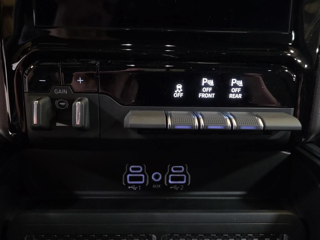 New 2027 RAM 1500 Laramie w/ Night Edition AWD/4WD image 23