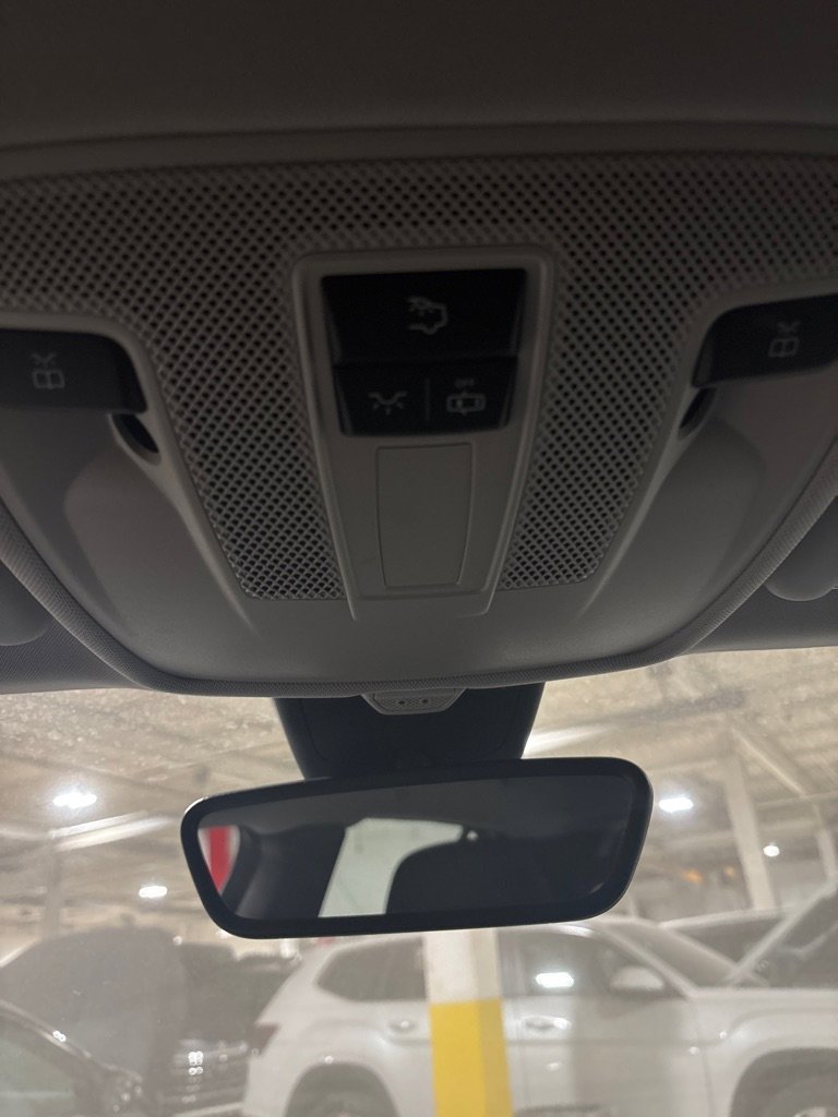 Used 2018 INFINITI QX30 Premium w/ Cargo Package image 19