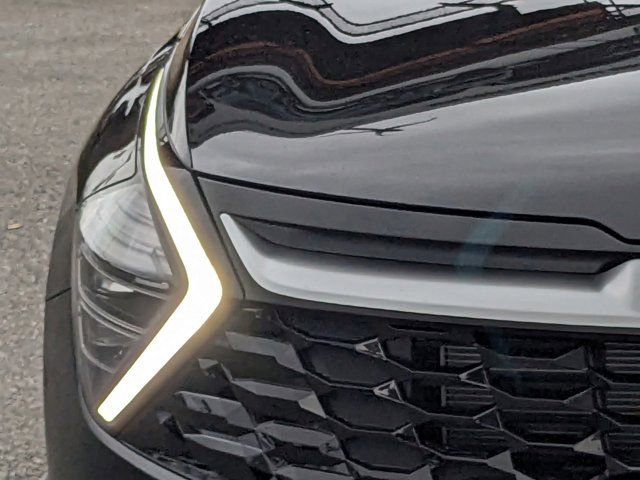 Used 2024 Kia Sportage SX image 9