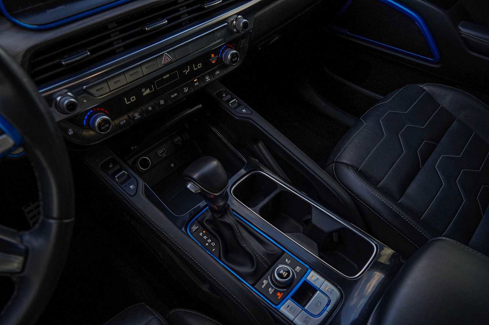 Certified 2022 Kia Telluride SX w/ SX Prestige Package image 18