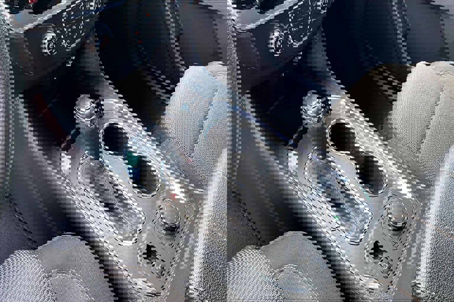 Used 2020 Chevrolet Traverse LS image 15