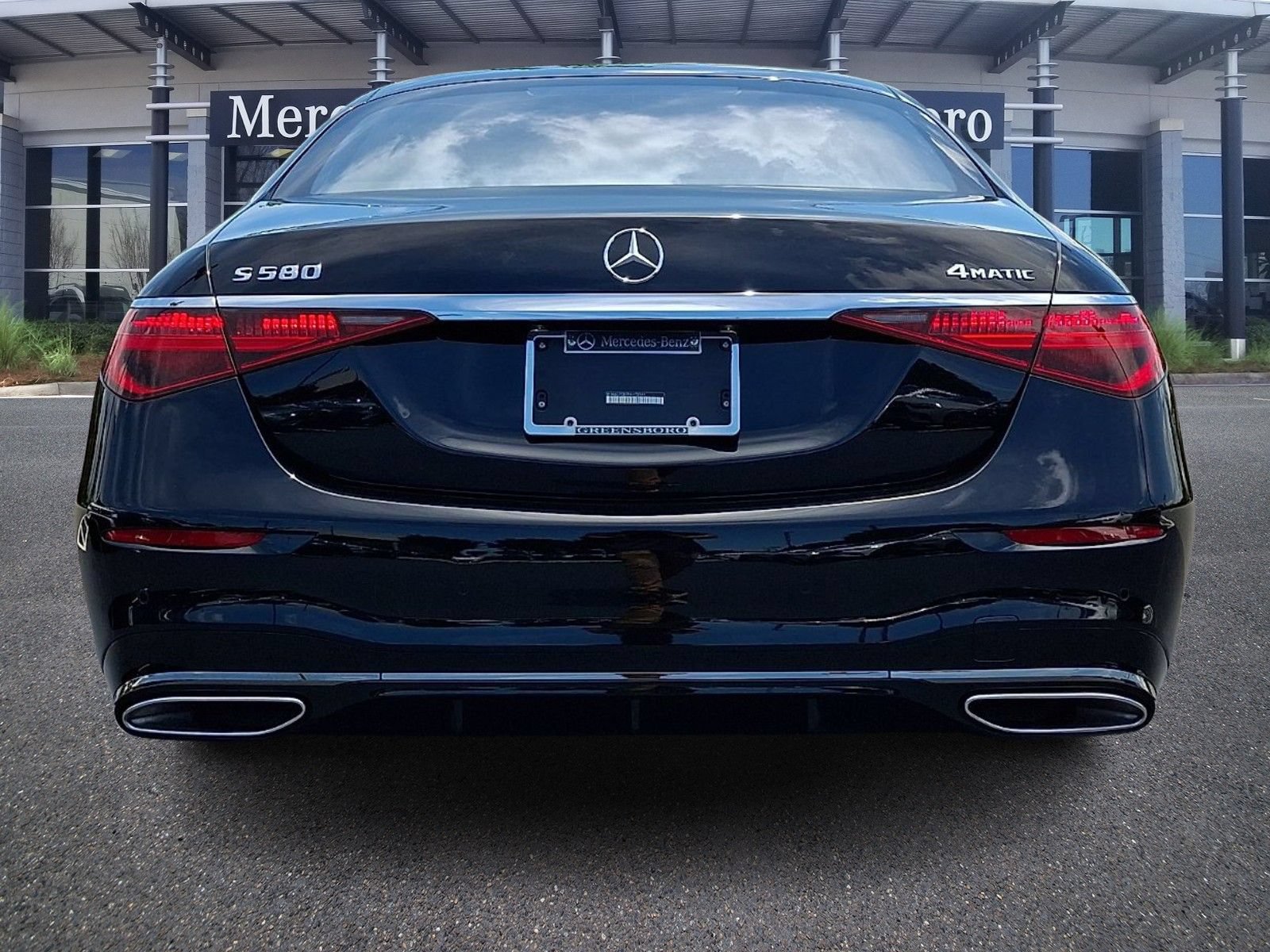 Certified 2023 Mercedes-Benz S 580 4MATIC Sedan image 5